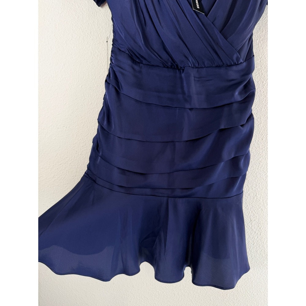 NEW Express Womens 6 Navy Satin Ruched Tiered Mini Dress Puff Sleeve - Picture 7 of 8